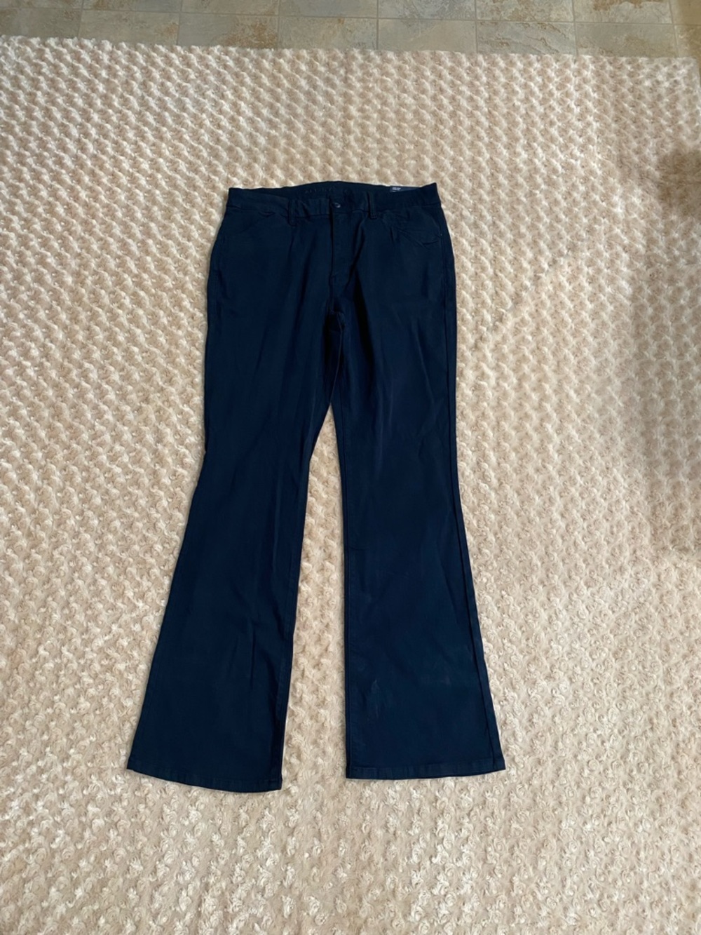 American Eagle Curvy Kick Boot High-Rise pants in a dark navy 33W 16 long New - Picture 2 of 9